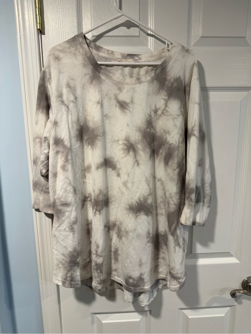 Tie-Dye Crewneck Top